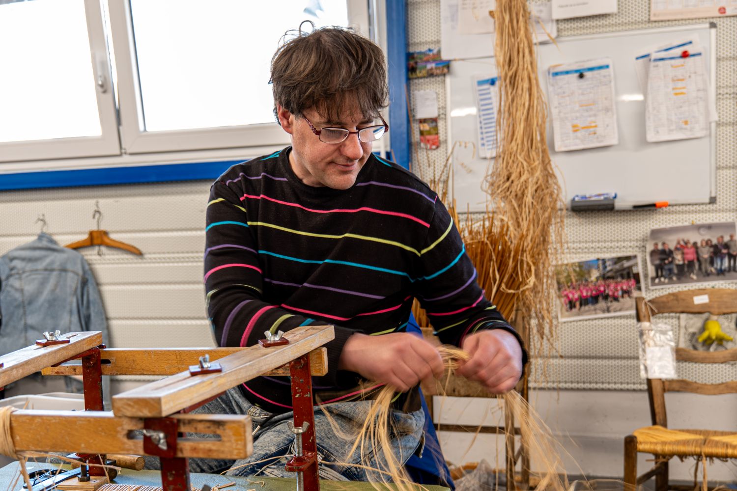 &Agrave; la d&eacute;couverte de l�atelier chaiserie de l�ESAT